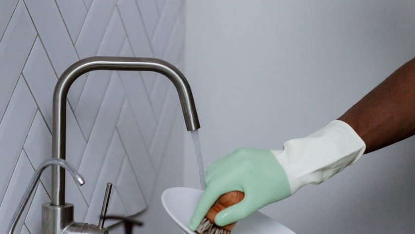 ilustrasi dish washing machine