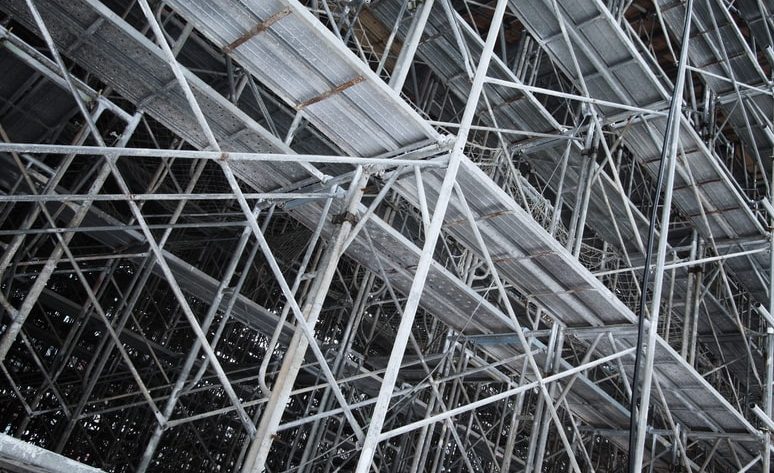 Ilustrasi Penggunaan Besi Konstruksi